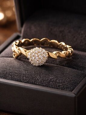 Michael Kors Gold Pavé Circle Twist Ring